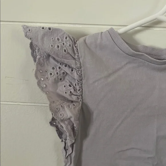 Zara Lavender Eyelet Sleeve Top - Picture 2 of 3